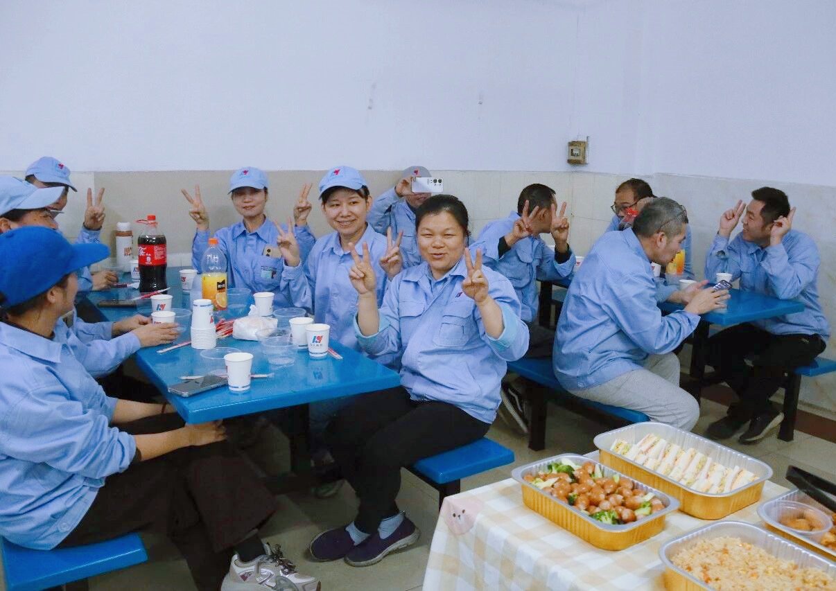 十二月份员工生日会