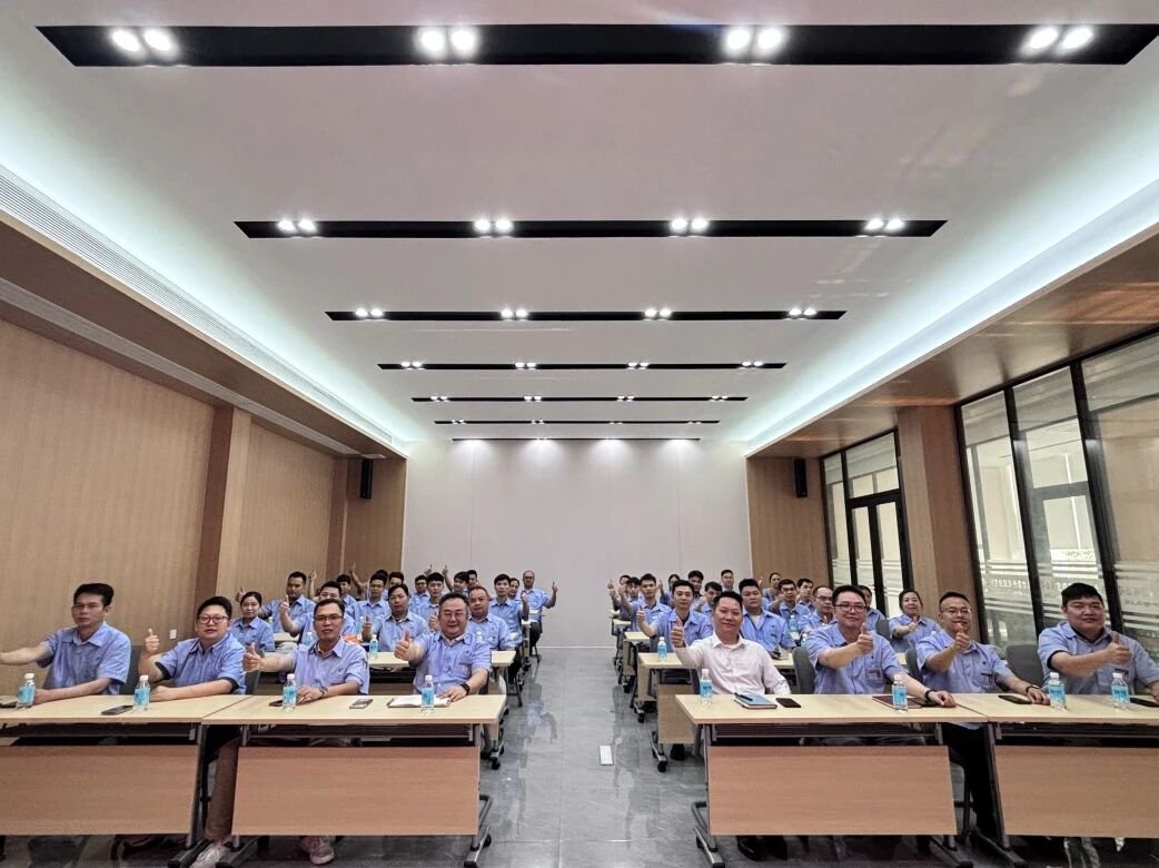 2025年优秀员工颁奖大会