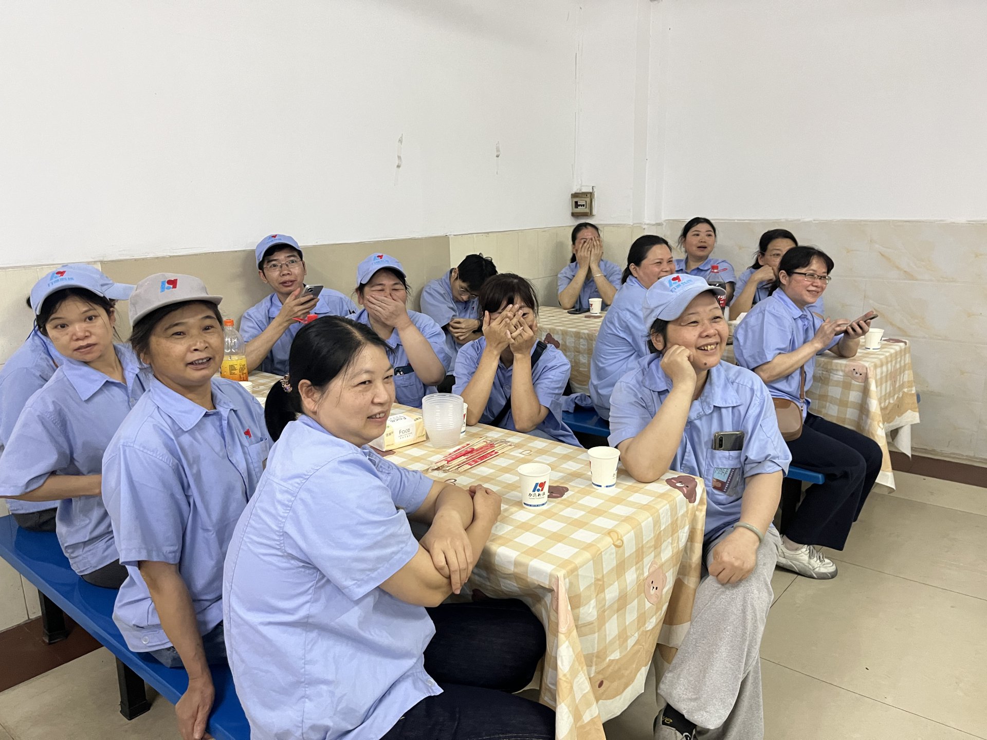 第一季度员工生日会